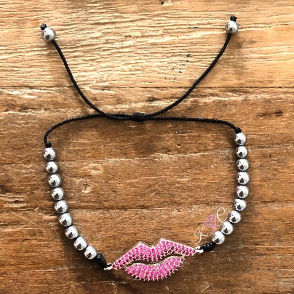 Diamond Lip Charm Bracelet